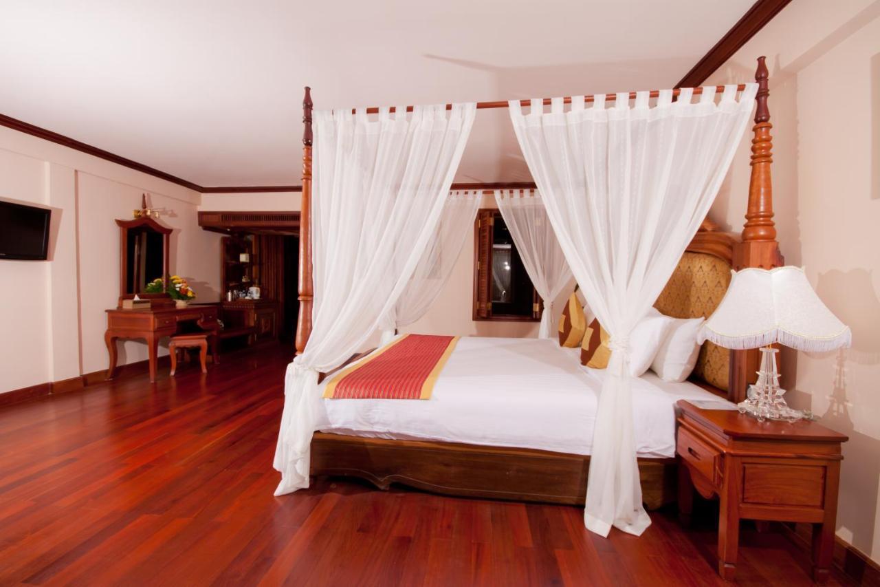 Bayon Era Hotel Siem Reap Exterior foto